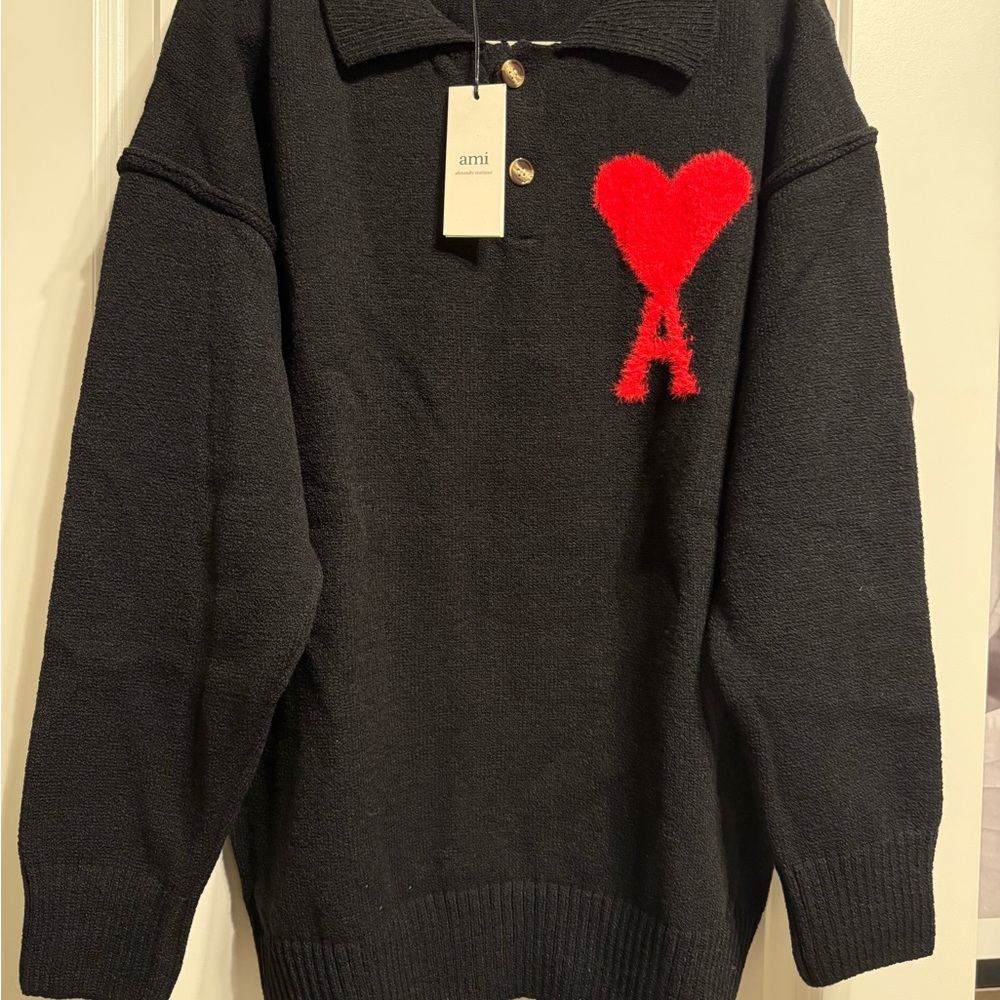 AMI heart logo sweater
